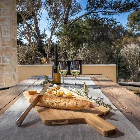 Villa Mediterra Prima Нін Екстер'єр фото