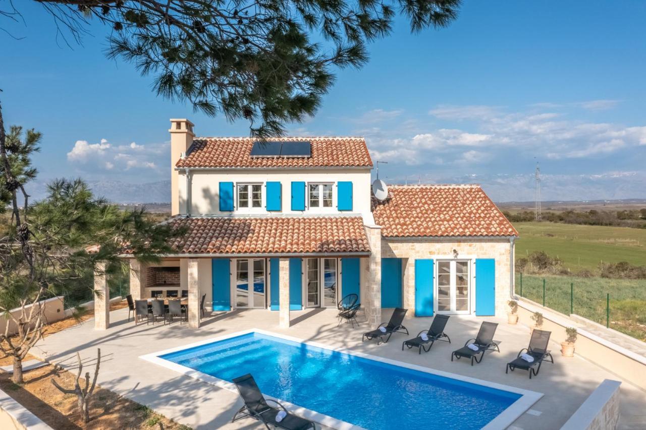 Villa Mediterra Prima Нін Екстер'єр фото